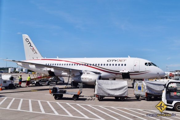 Sukhoi SSJ-100-95B Superjet 100 (RRJ-95B)